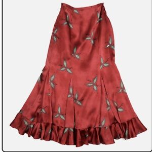 Peruvian Connection long 100% Silk  size 8 like new condition. Made in Italy